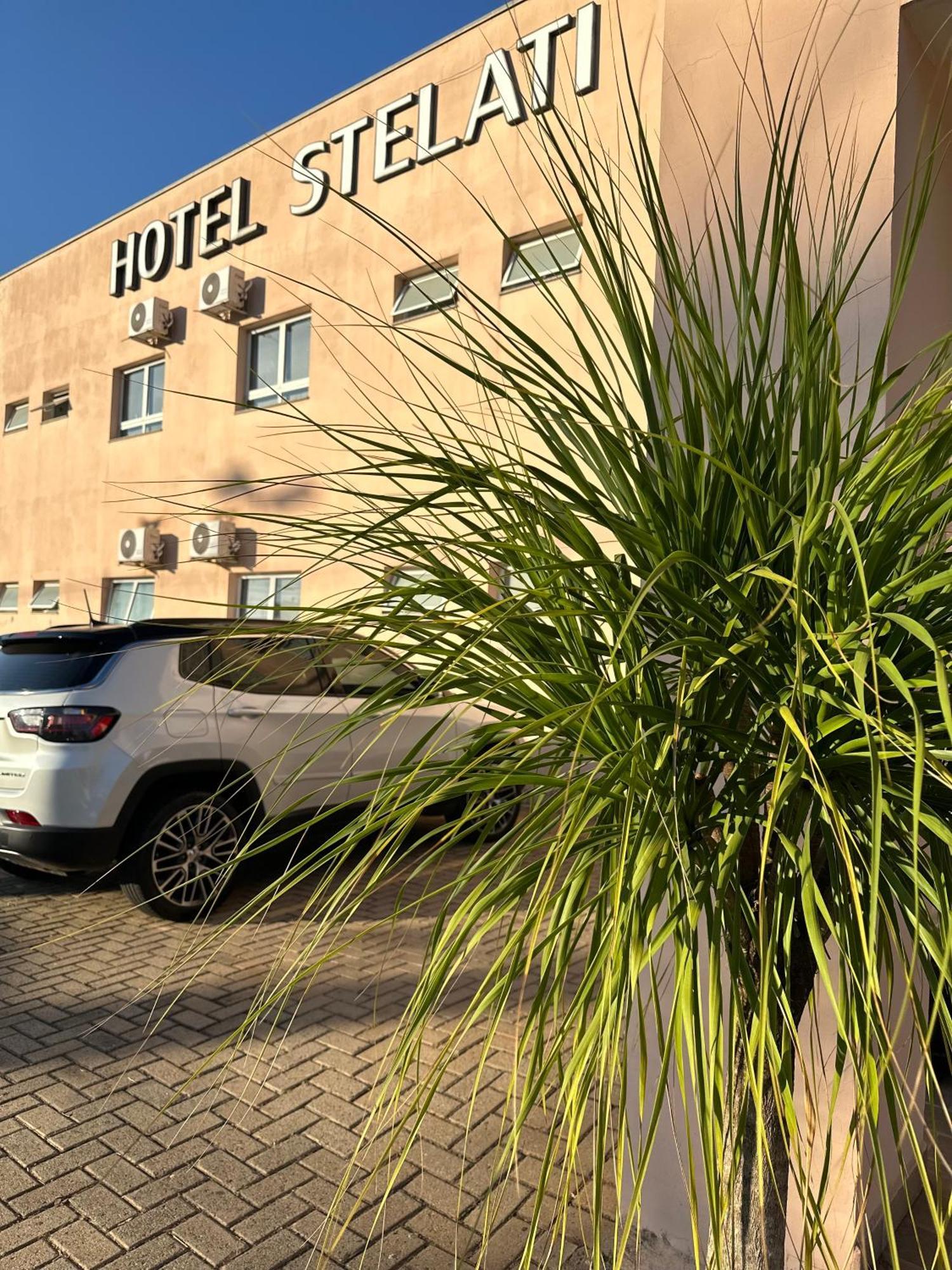 Hotel Stelati Жагуариуна Экстерьер фото